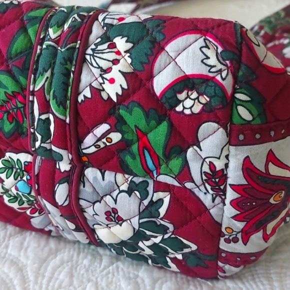 Vera Bradley HTF Bordeaux Blooms Iconic Tote - Picture 3 of 10